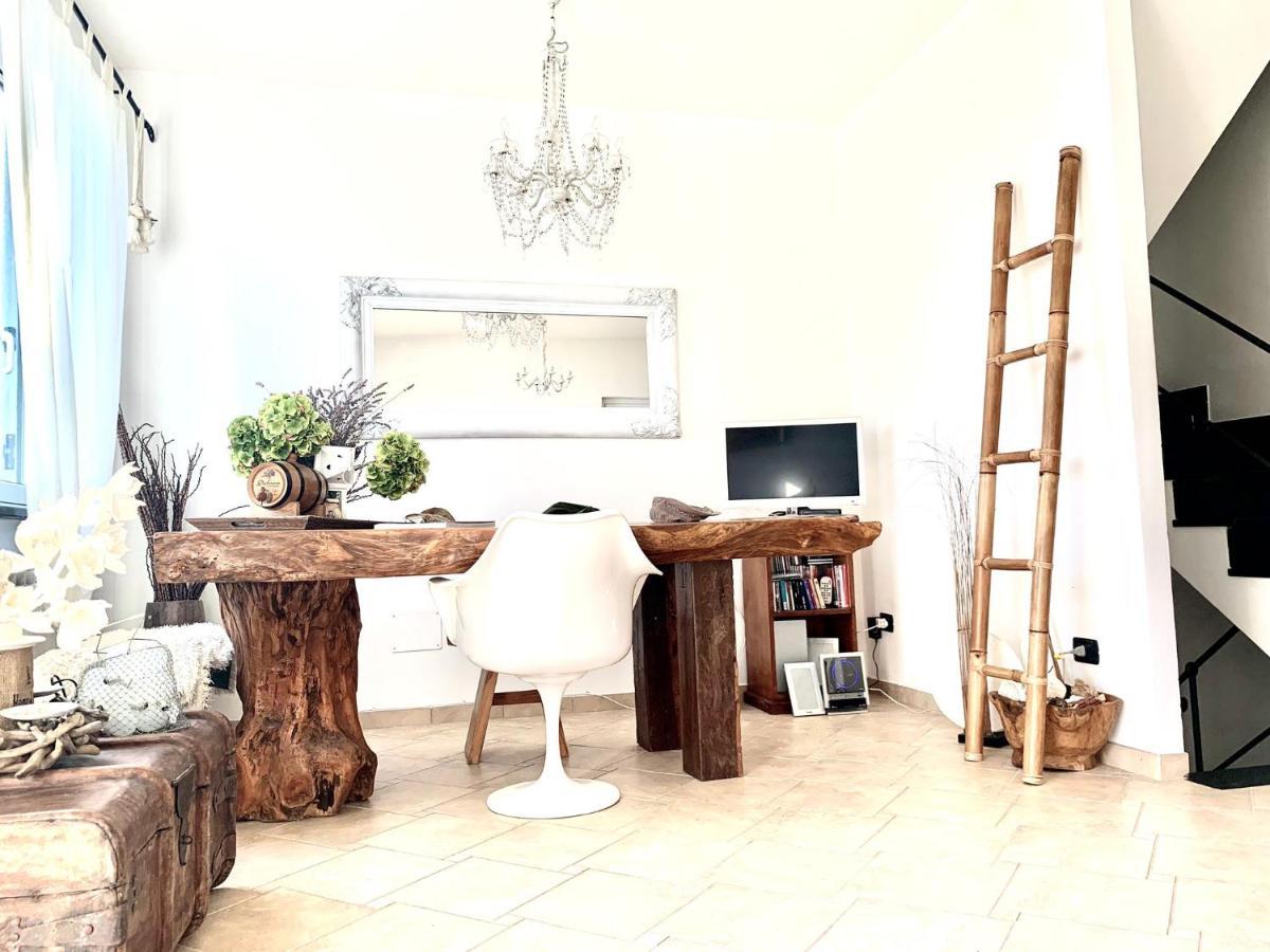 Corner Of Paradise Moneglia